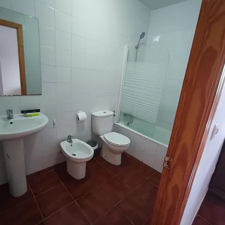 H Ξενοδοχείο 2*